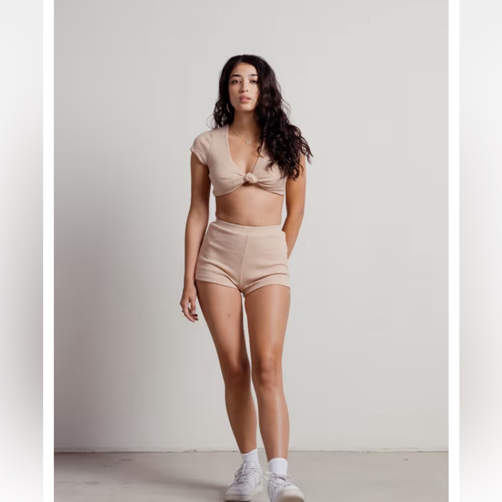 Tobi STAY COZY RIBBED CROP TOP AND SHORT SET - NUDE